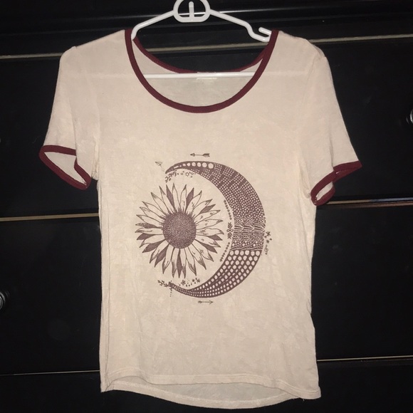 T-shirt - Picture 1 of 1